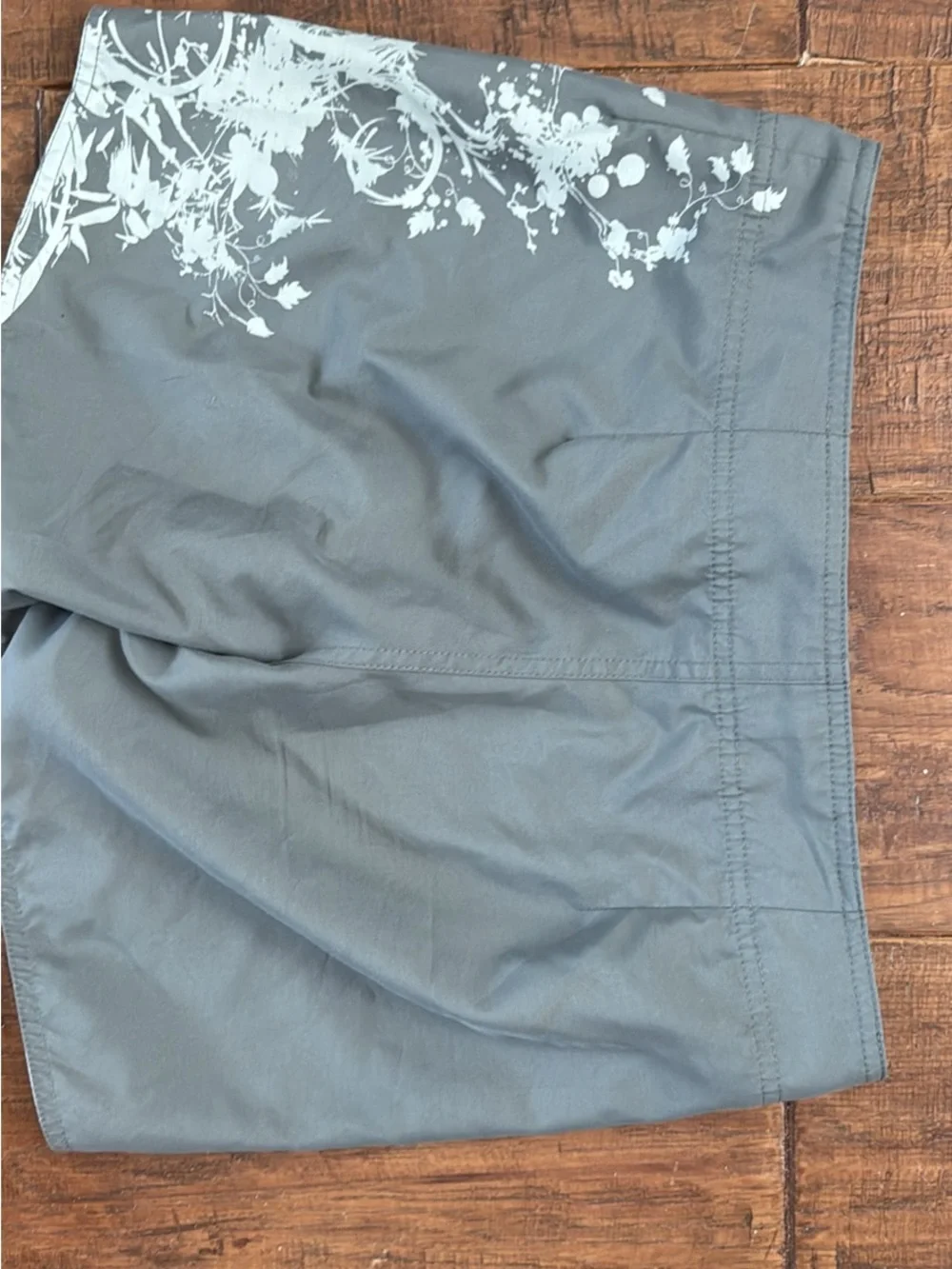 Oakley Gray Men's Hybrid Swim Shorts with White Drawstring
